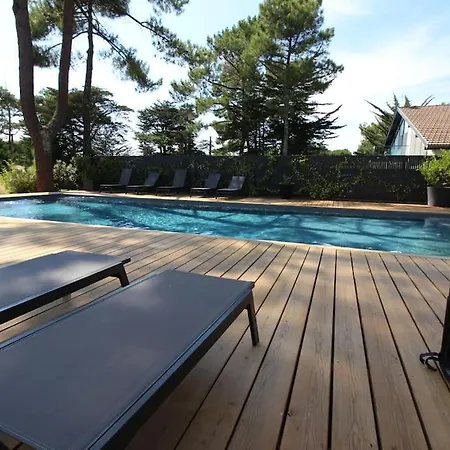 A Pieds - Climatisee Piscine 卡布勒通