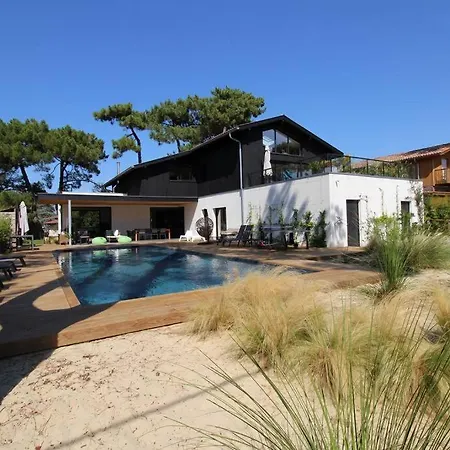 A Pieds - Climatisee Piscine *
